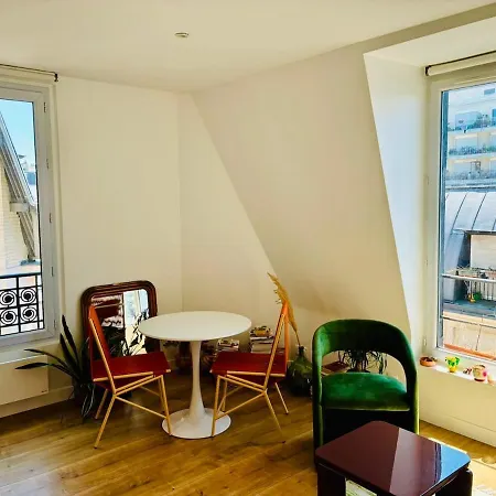 2 Pieces Lumineux - Metro 2 Min - 18e Lejlighed Paris